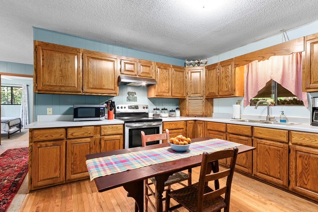 419223 Murphy Residential