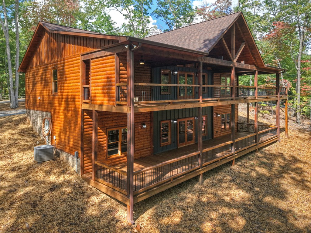 419236 Mineral Bluff Residential