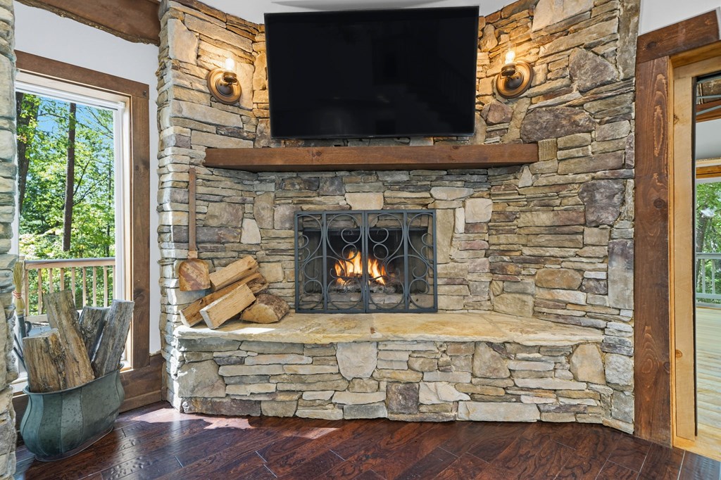 419249 Ellijay Residential