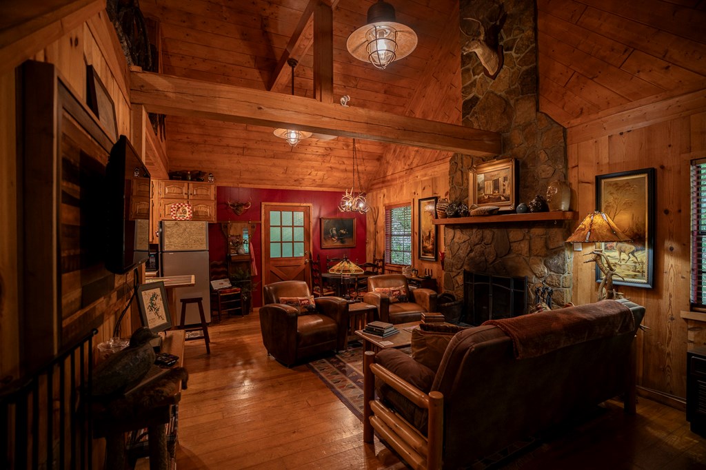 419251 Hiawassee Residential
