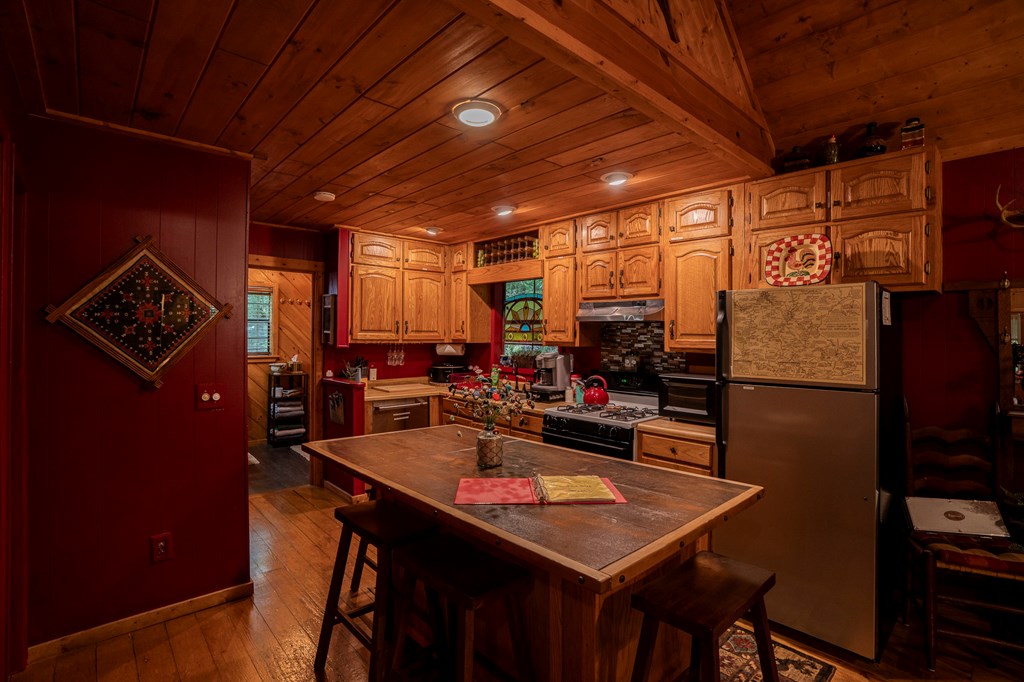 419251 Hiawassee Residential
