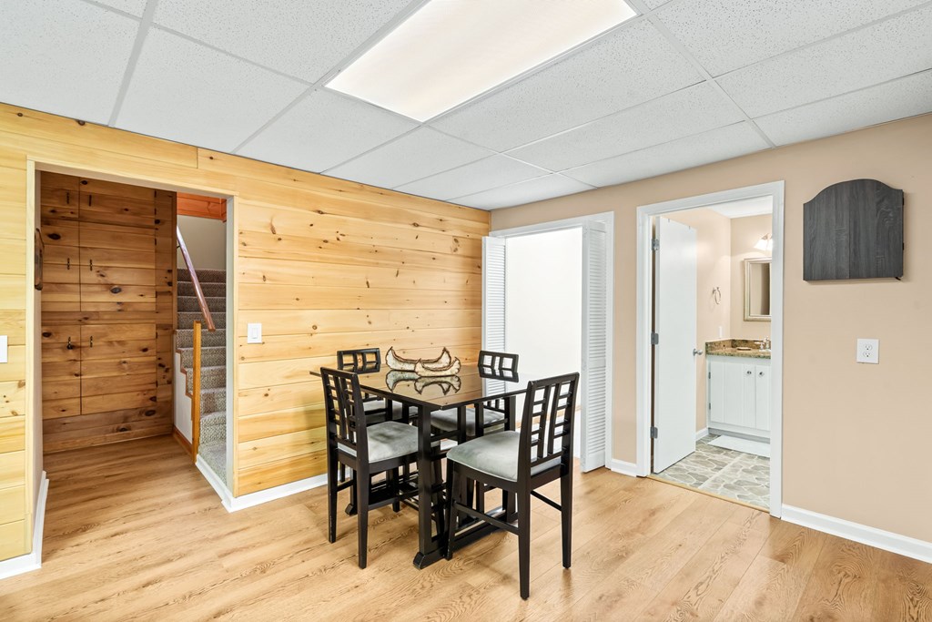 419252 Mineral Bluff Residential