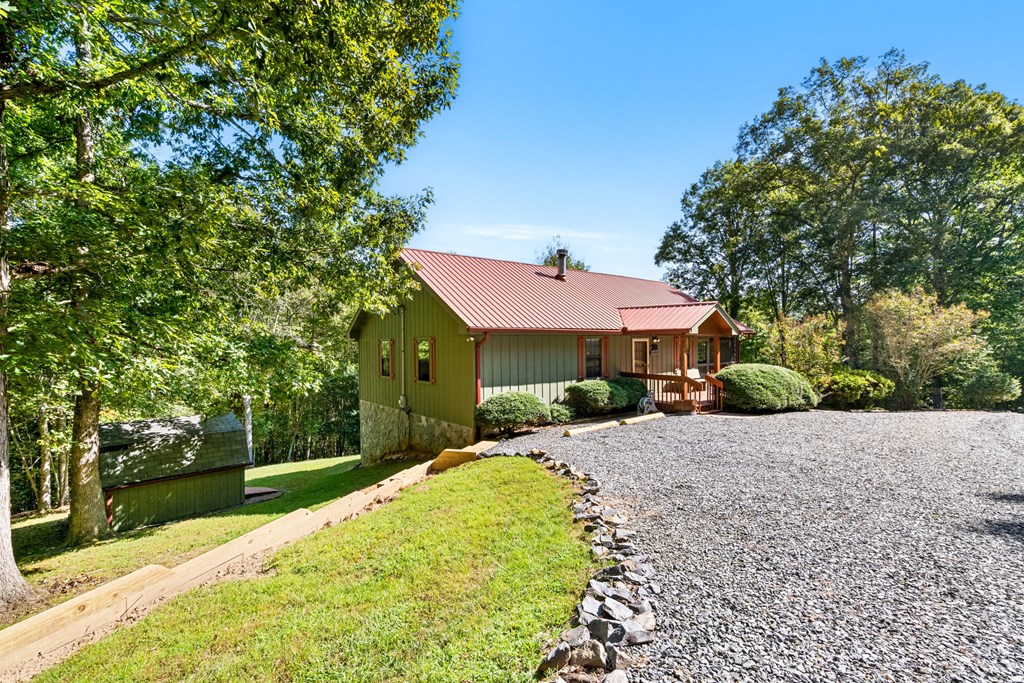 419252 Mineral Bluff Residential