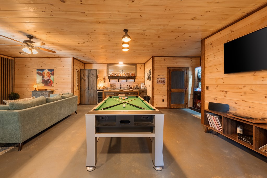 419266 Blue Ridge Residential