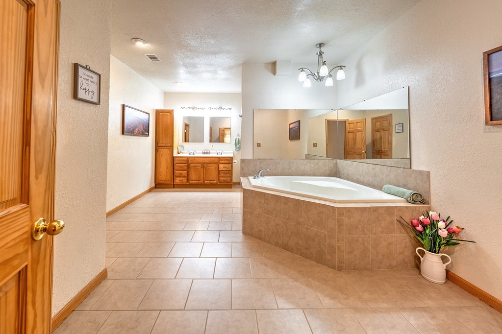 419267 Young Harris Residential