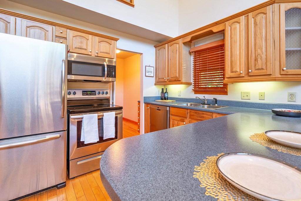 419267 Young Harris Residential