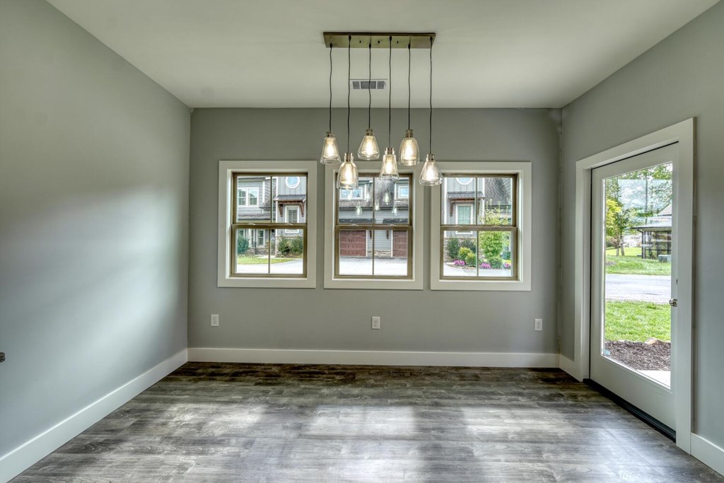 419276 Hiawassee Residential