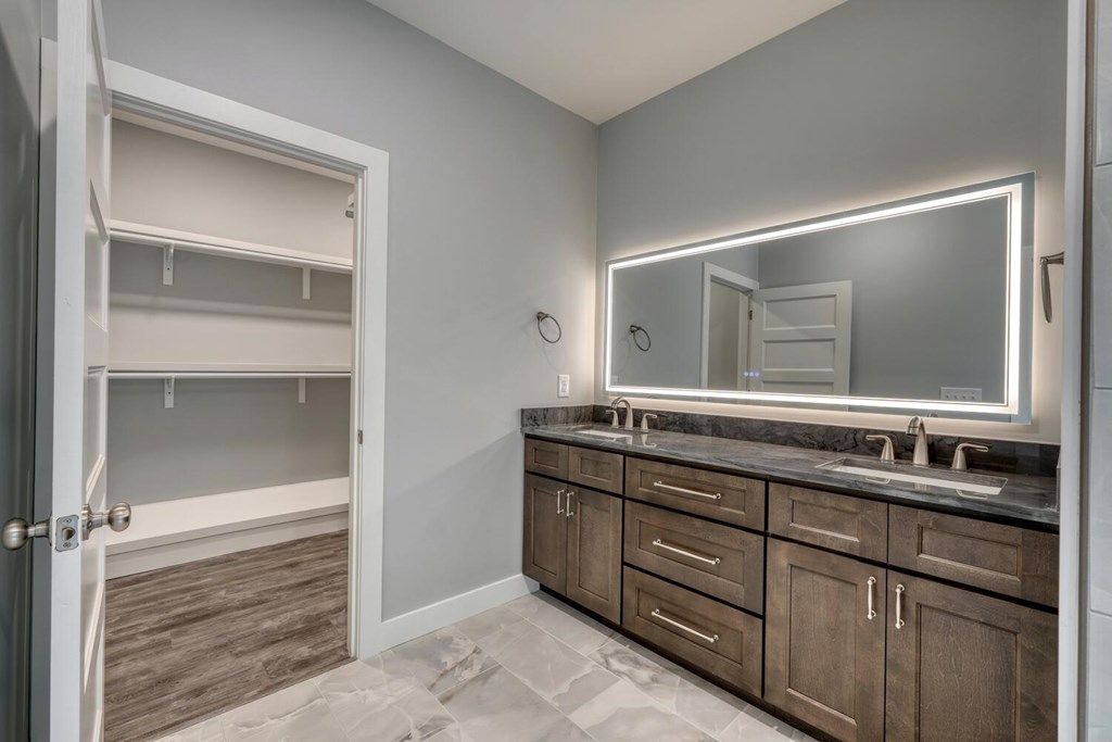 419276 Hiawassee Residential