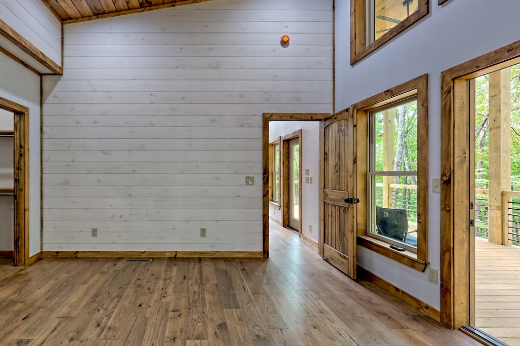 419284 Morganton Residential