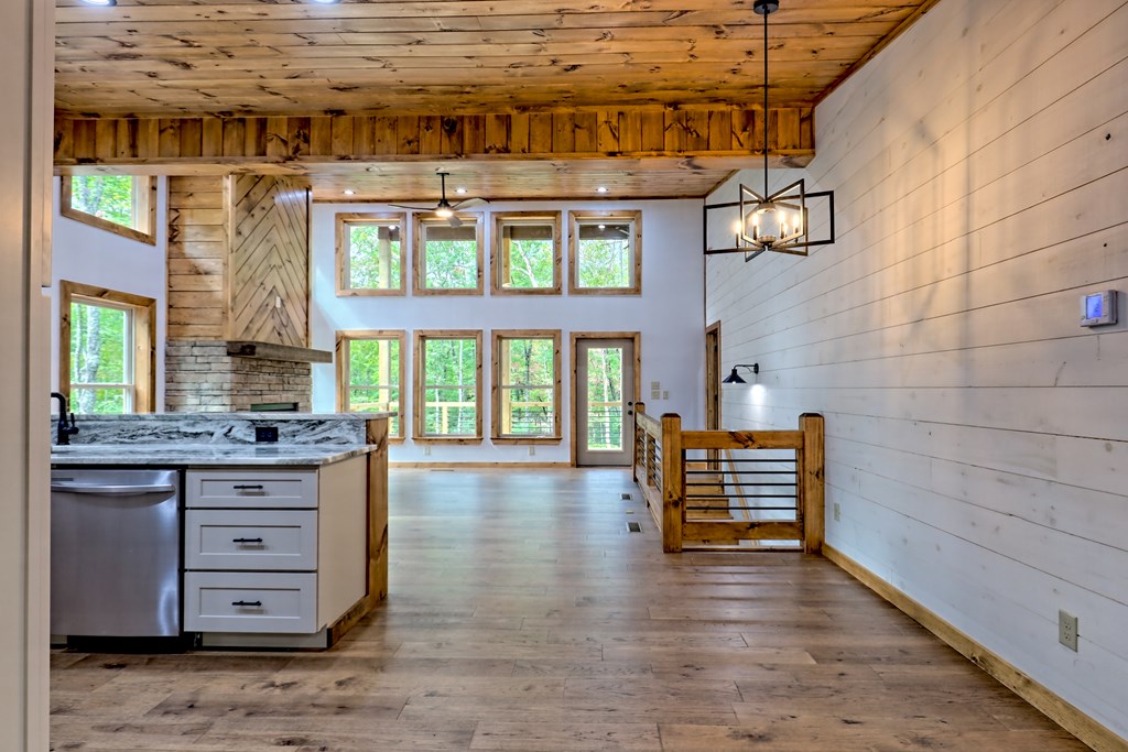 419284 Morganton Residential