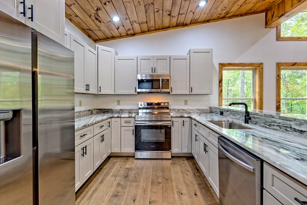 419284 Morganton Residential