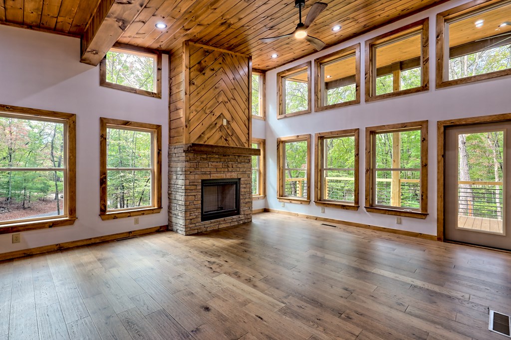 419284 Morganton Residential