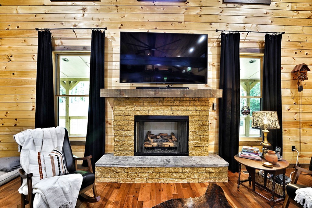 419287 Epworth Residential