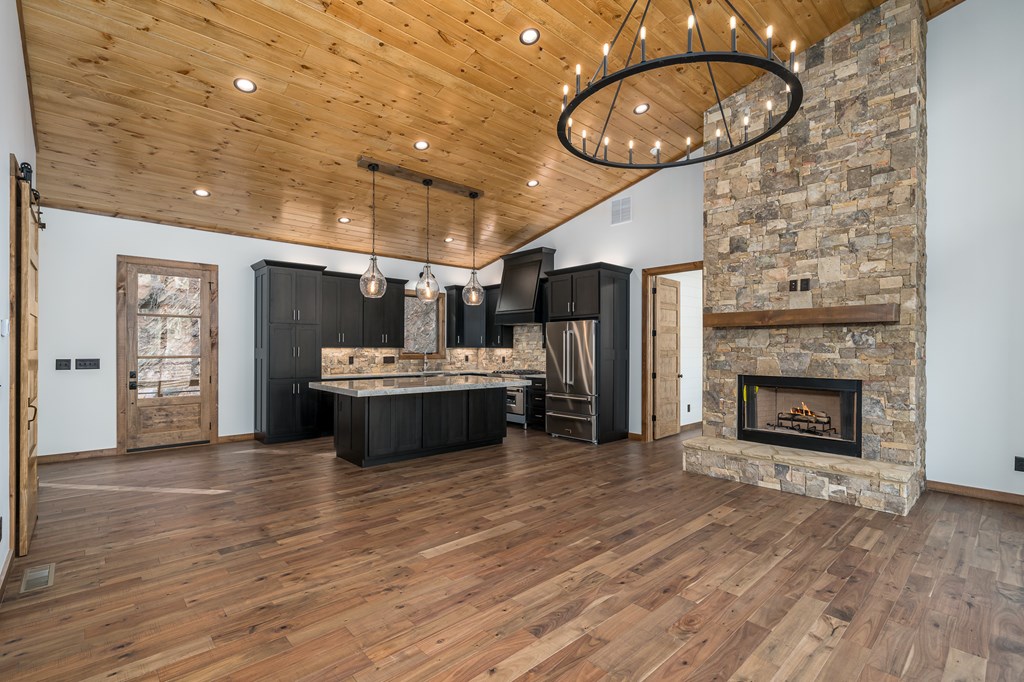419288 Ellijay Residential