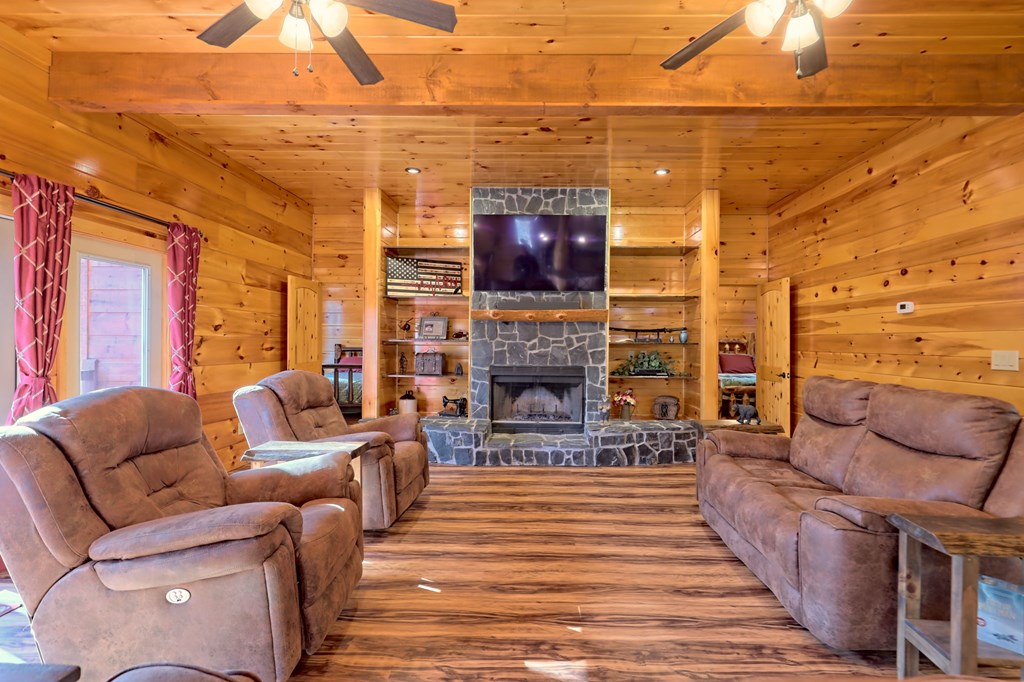 419291 Blue Ridge Residential