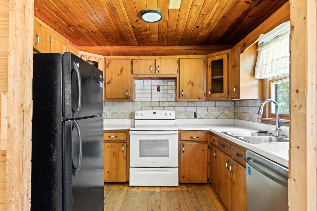 419293 Morganton Residential