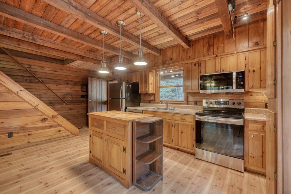 419302 Blue Ridge Residential