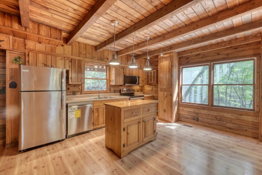 419302 Blue Ridge Residential