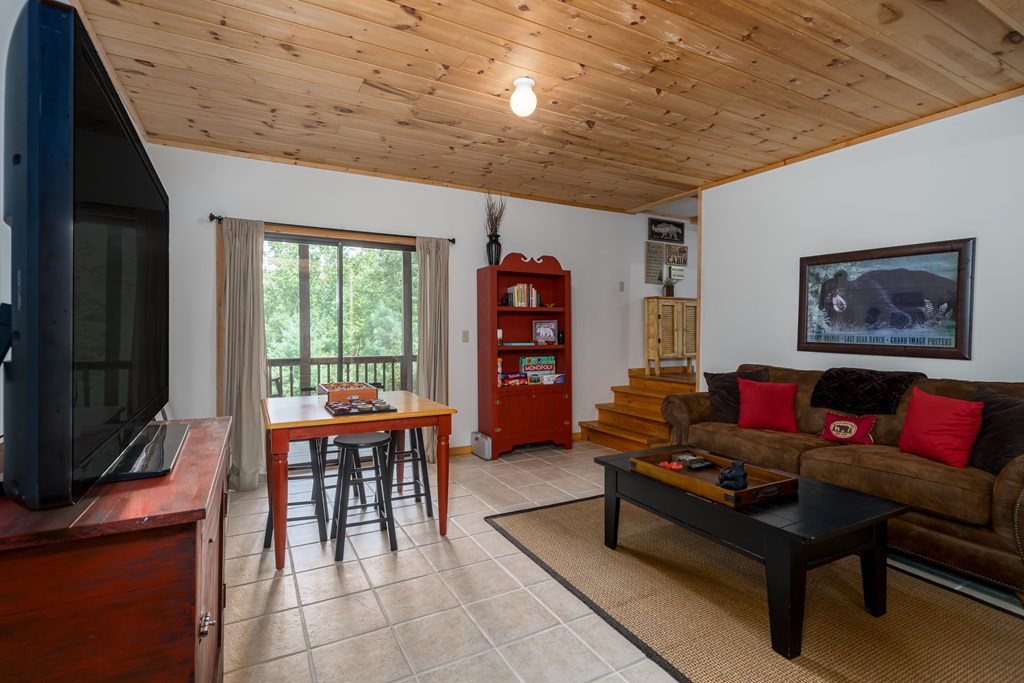 419304 Ellijay Residential