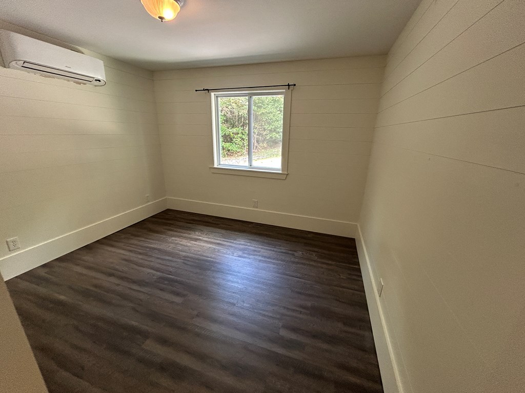 419306 Mineral Bluff Residential
