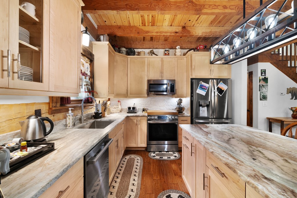 419313 Blue Ridge Residential