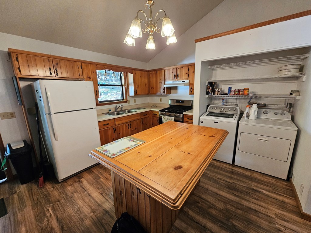 419323 Murphy Residential