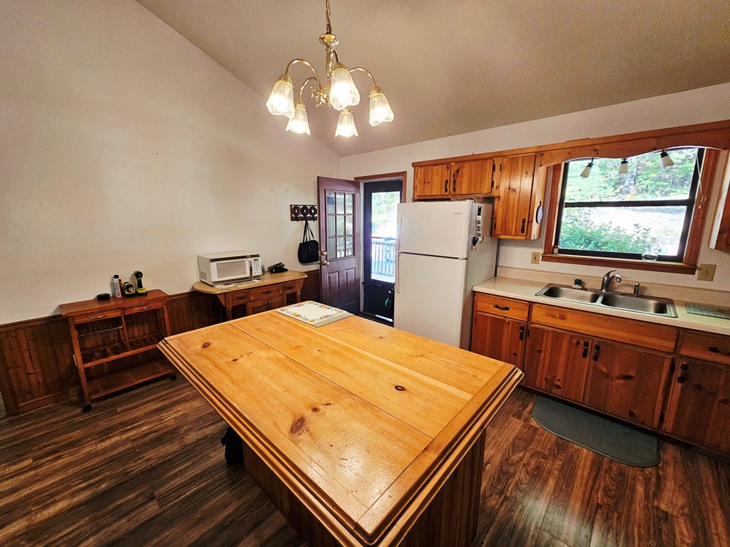 419323 Murphy Residential