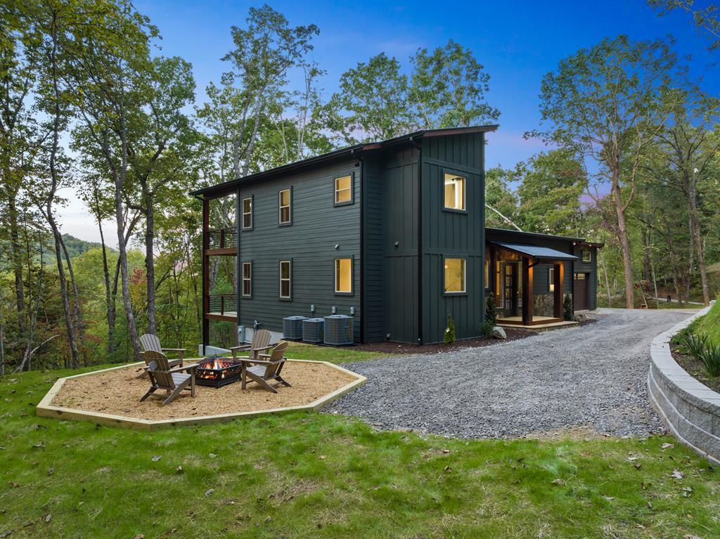 419324 Blue Ridge 
