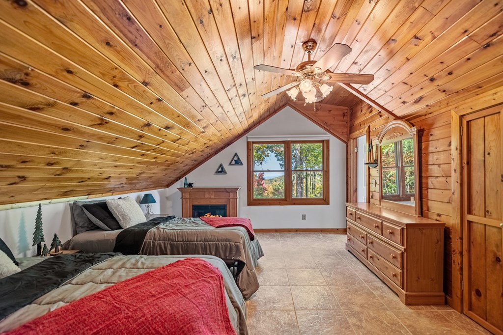 419325 Blue Ridge Residential