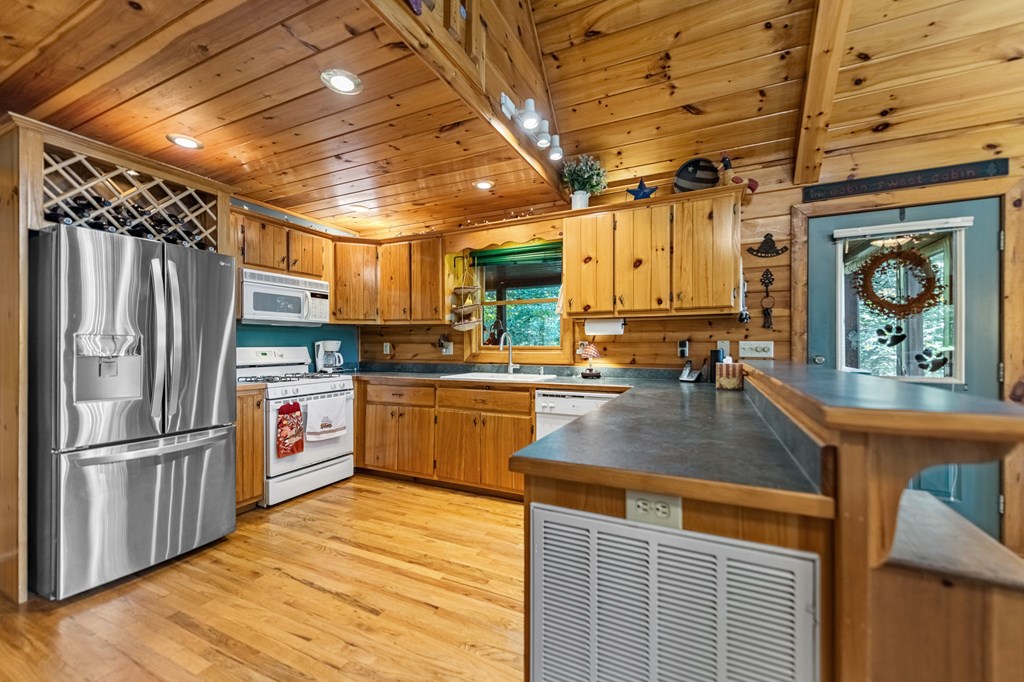 419329 Blue Ridge Residential