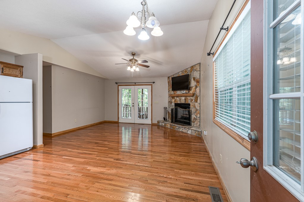 419341 Murphy Residential