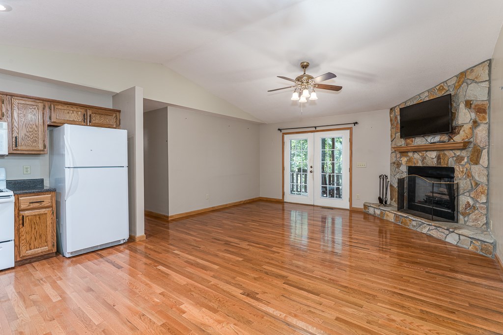 419341 Murphy Residential