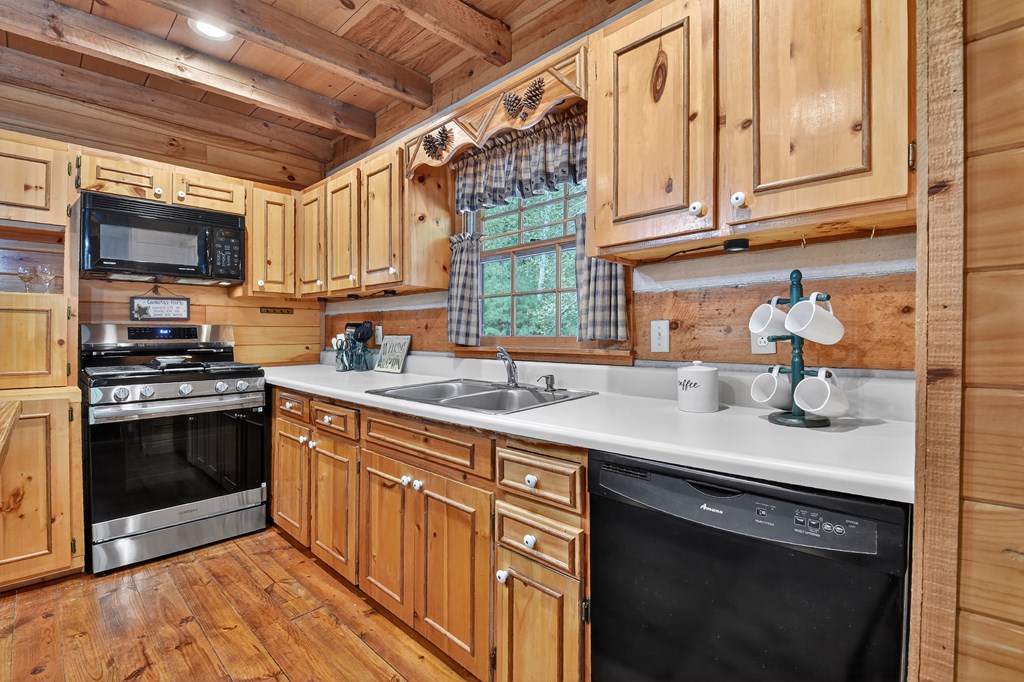 419349 Blue Ridge Residential