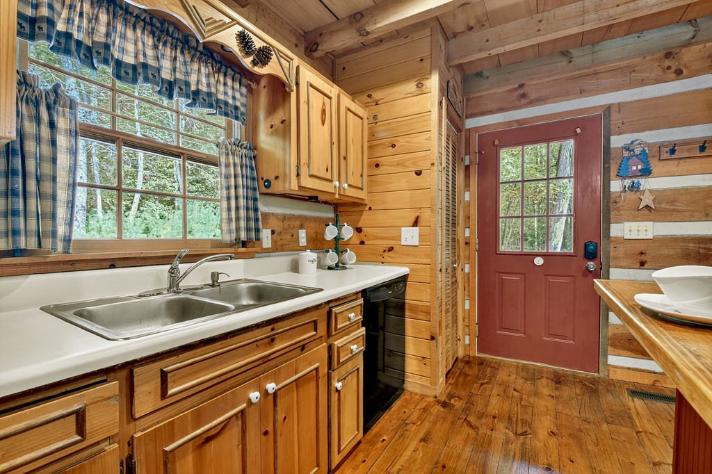 419349 Blue Ridge Residential