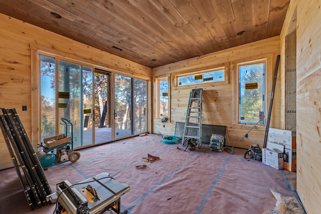 419355 Blue Ridge Residential