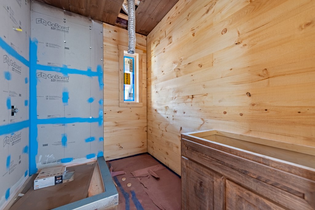 419355 Blue Ridge Residential