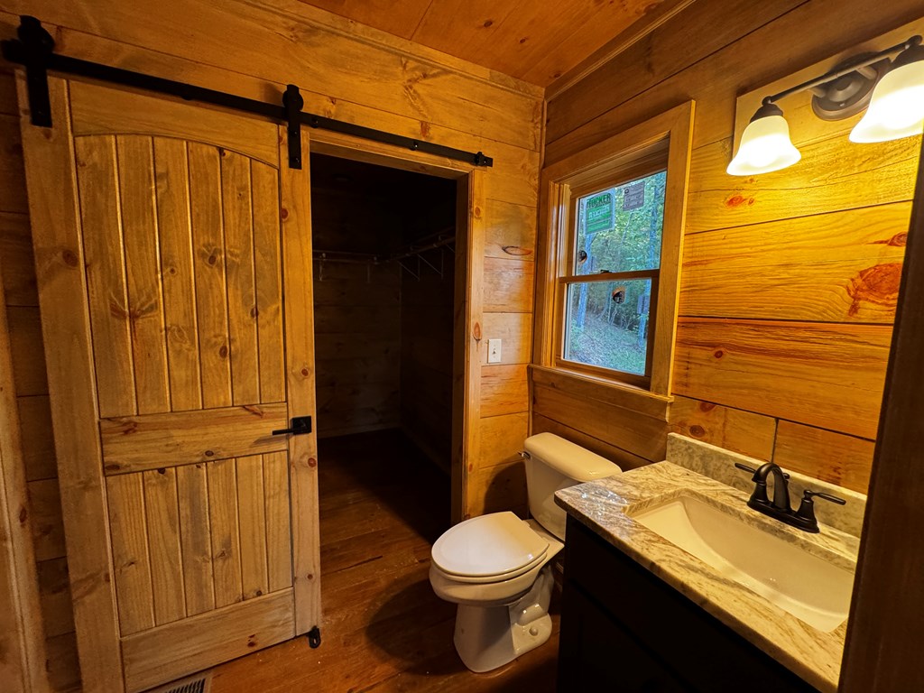 419372 Blue Ridge Residential