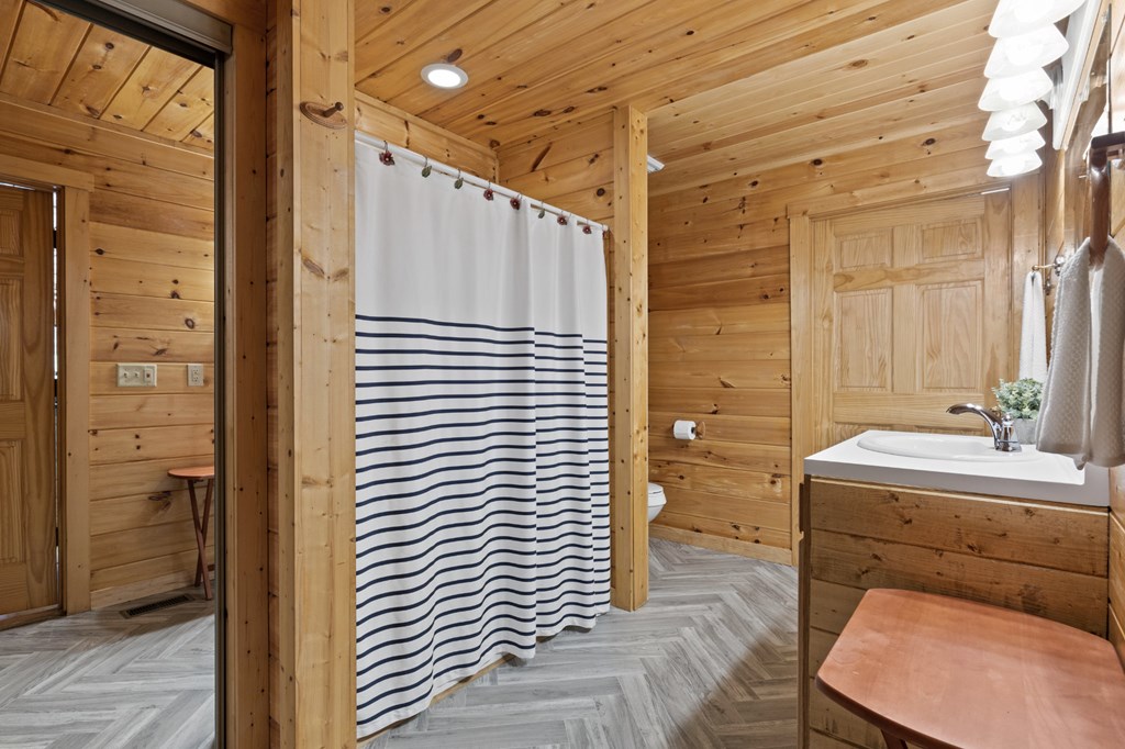 419373 Ellijay Residential