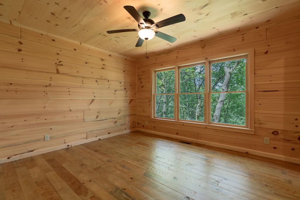 419377 Cherry Log Residential