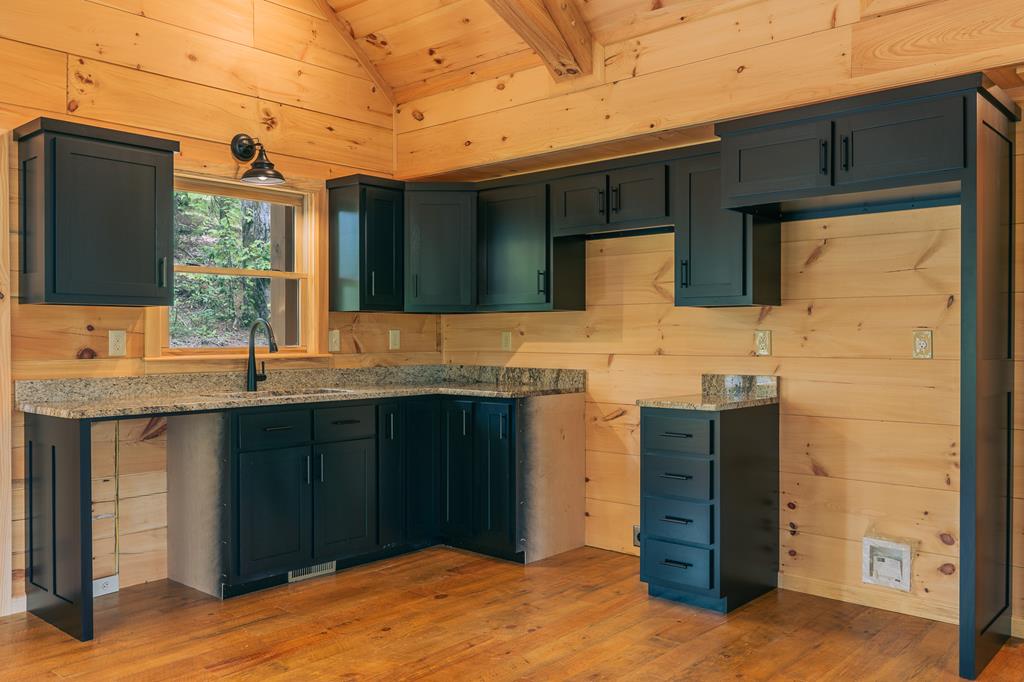 419377 Cherry Log Residential
