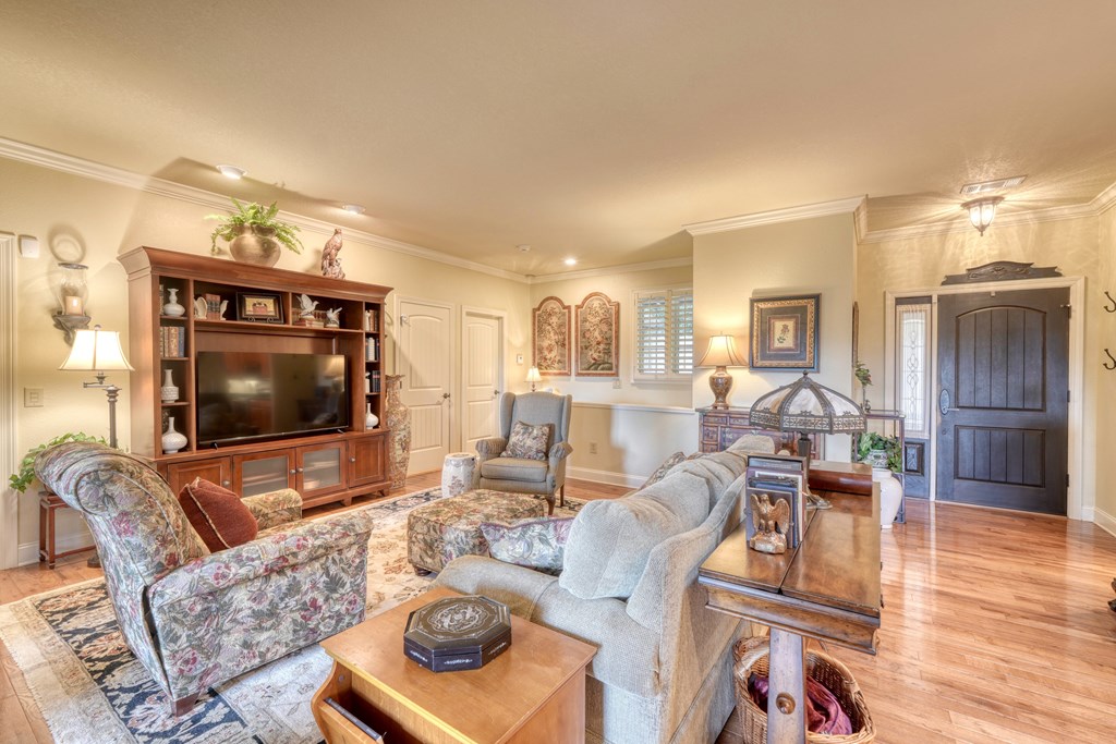 419380 Hayesville Residential