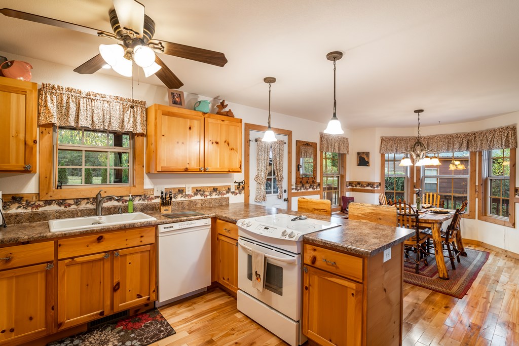 419384 Blairsville Residential
