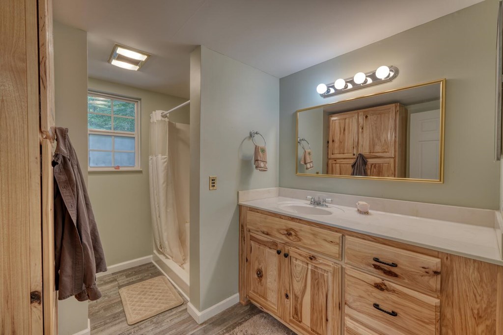419390 Hiawassee Residential