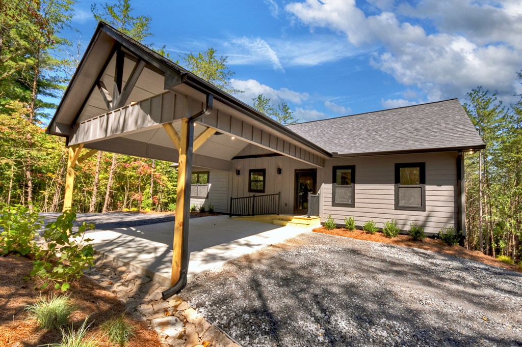 419394 Blue Ridge Residential