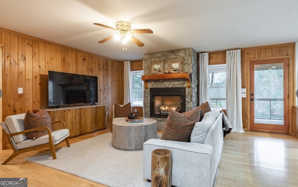 419395 Blue Ridge Residential