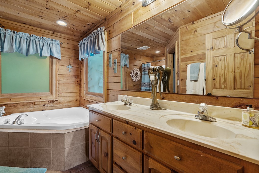 419396 Morganton Residential
