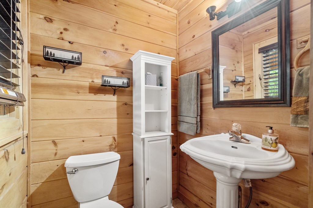419396 Morganton Residential