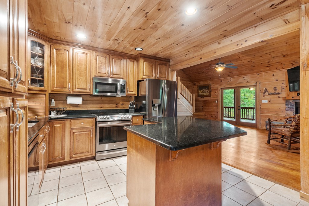 419396 Morganton Residential
