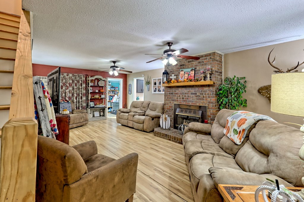 419397 Blairsville Residential