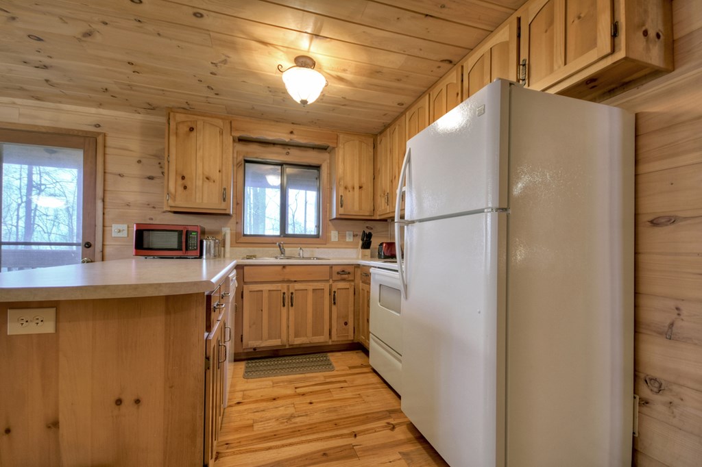 419398 Ellijay Residential